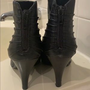 Ankle boots